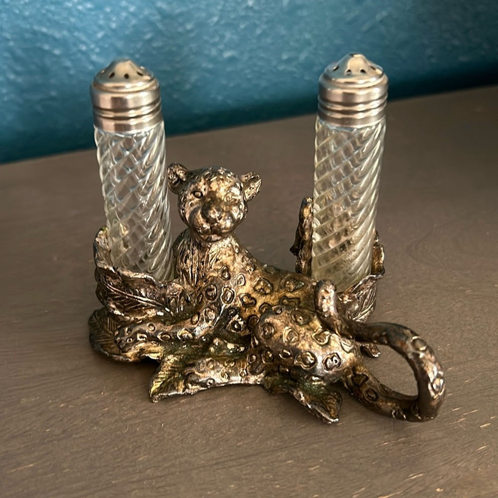 Leopard Salt and Pepper Set